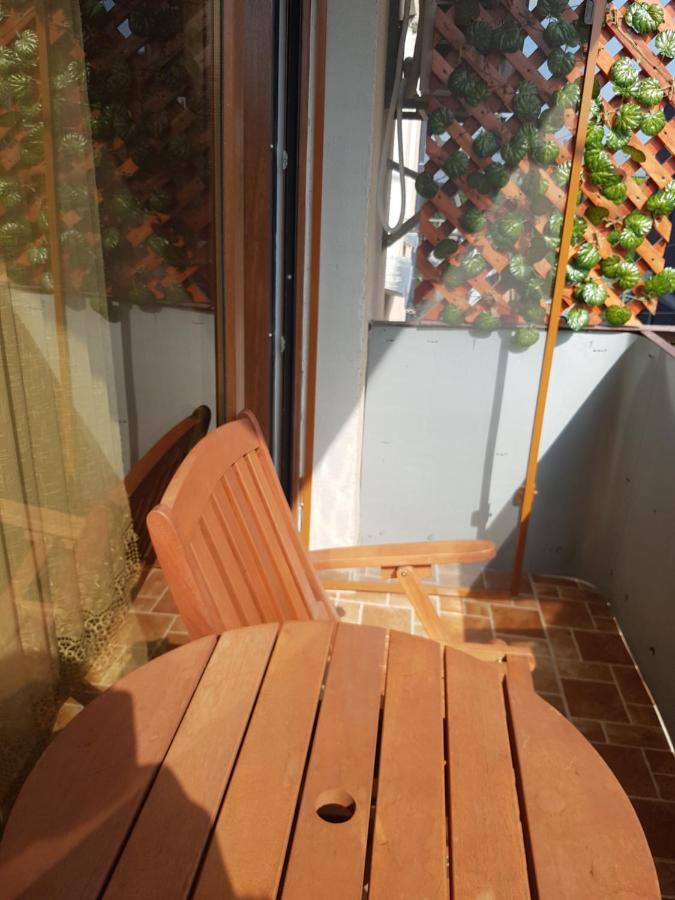Apartamento Relax Samtredia Exterior foto